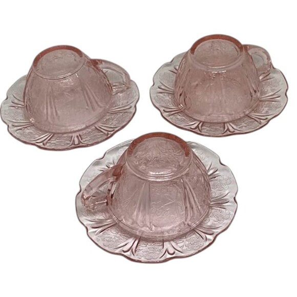 Pink Depression Glass Coffee Cups Saucers Cherry Blossom Jeannette Glass 3 Vtg - Picture 3 of 15